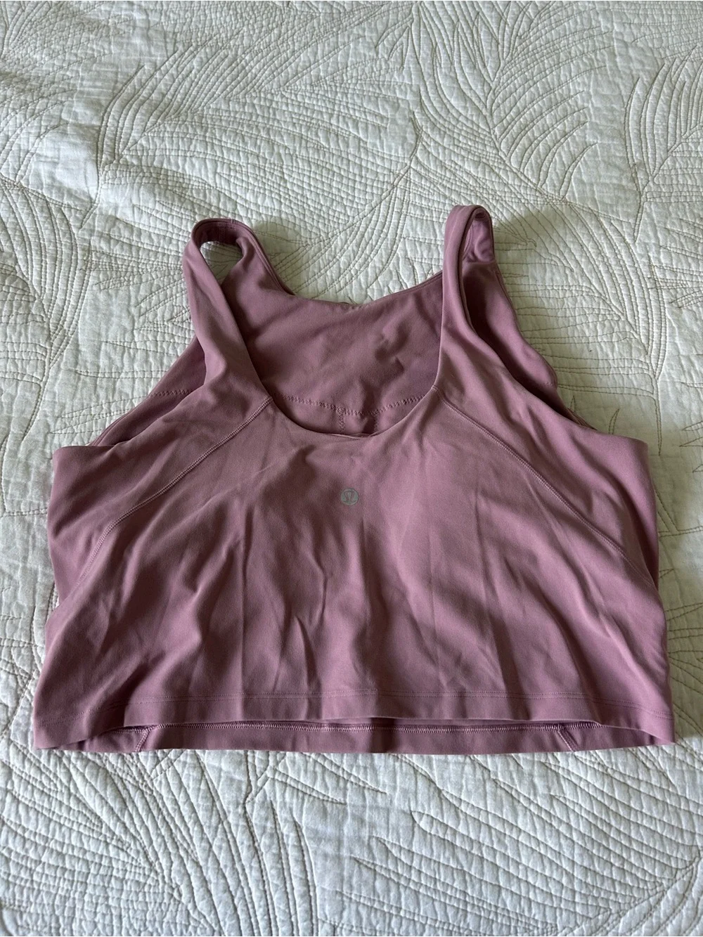 lululemon athletica sleek scoop